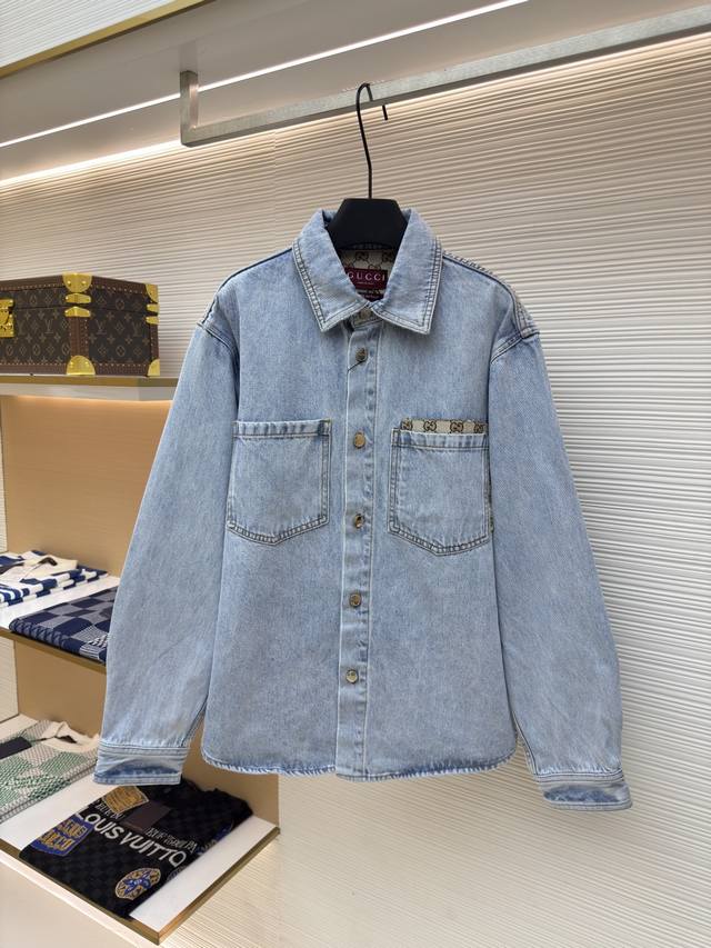 Gucci pocket printed denim jacket Authentic: 9581 purchased and developed Item n