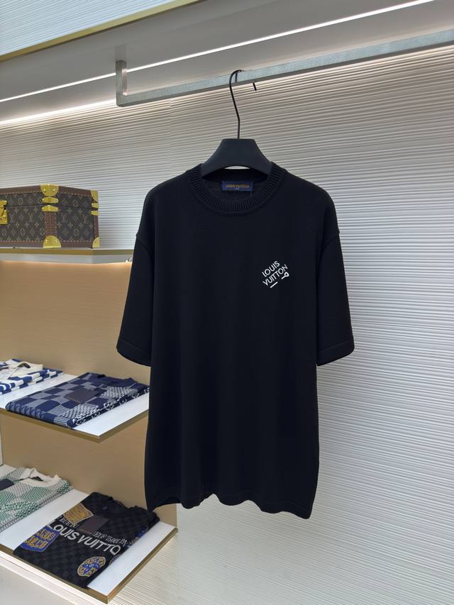 Louis Vuitton embroidered letter pin short sleeve Authentic: 7089 purchased and