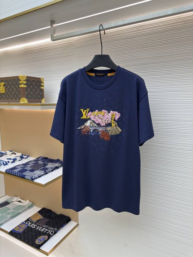 Louis Vuitton Lobster Embroidered Crew Neck Short Sleeve Authentic Product: Purc