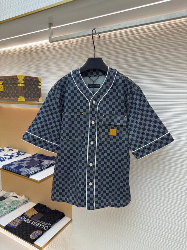 Louis Vuitton pocket logo plaid short sleeve Authentic: 14755 purchased and deve