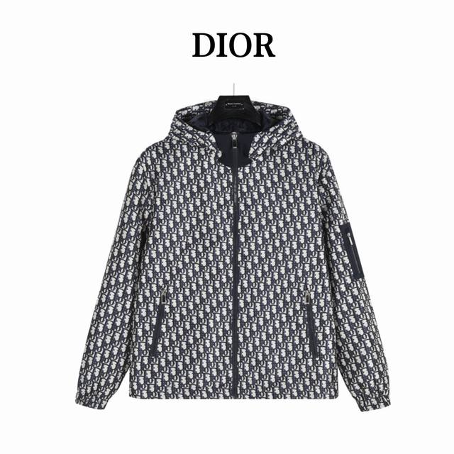 Dior Dior all-over monogram hooded jacket with arm zipper pockets DDD. This jack