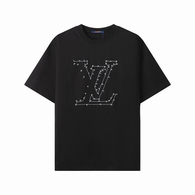 5202, high-end custom, exclusive, highest-quality L* brand embroidered crewneck