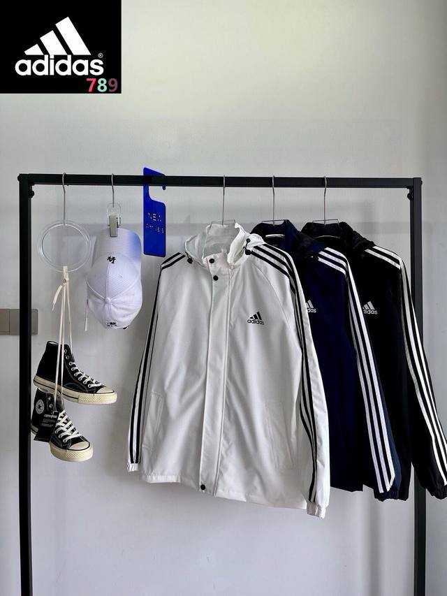 Adidas classic basic three-stripe jacket Adidas counter basic three-stripe hood