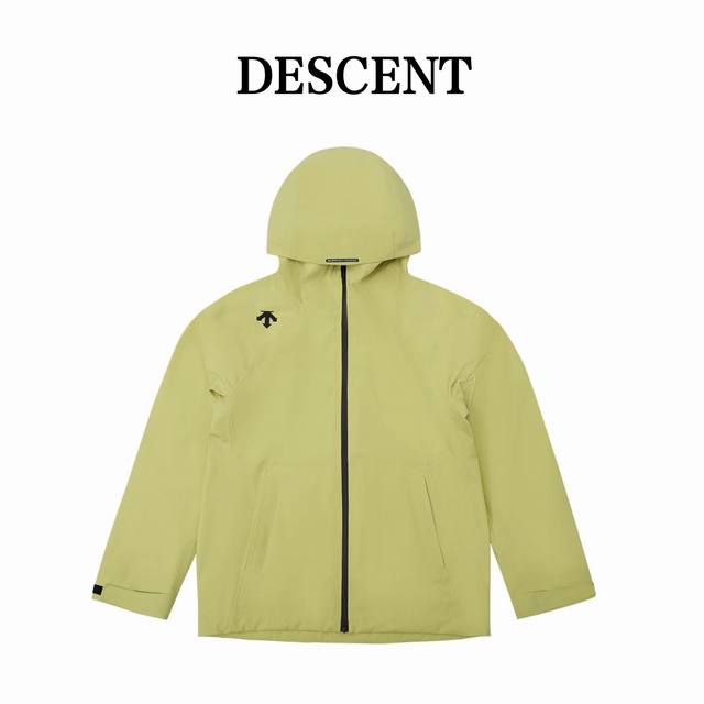 Descent Hardshell JacketThe commuter-friendly mountain jacket makes a strong com