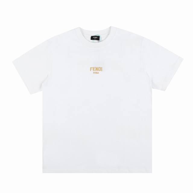 Top version, different from the currency version Fendi's new embroidered short-s