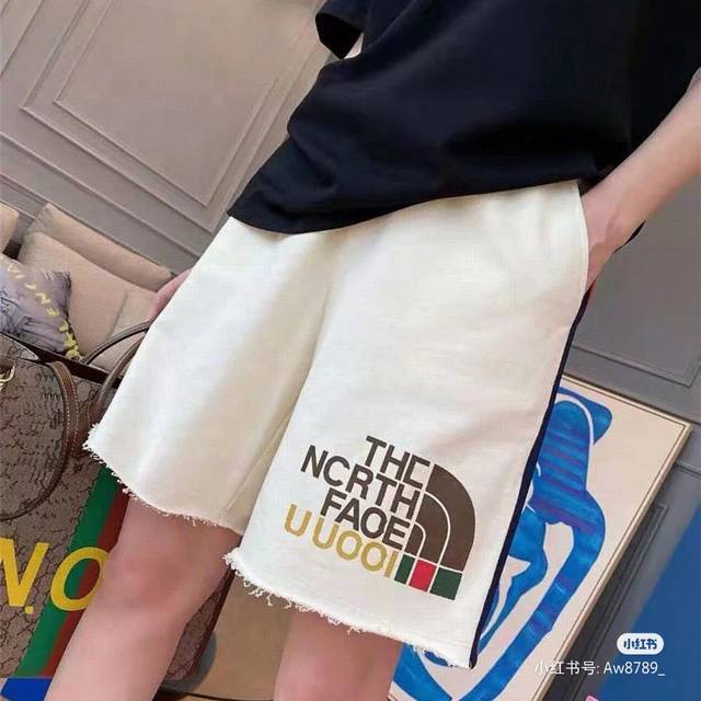 Street style model upper body effect DDD