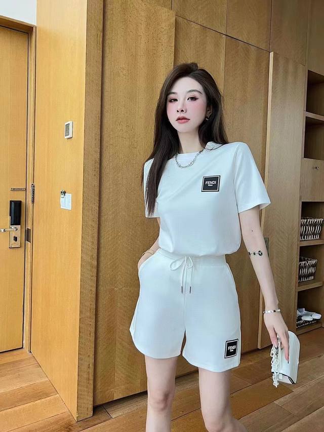 High-end quality set / set SML Xl four sizes New spot sale Fen