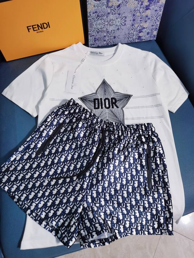 The hot-selling suit is also shipped DDD. Real photos of the large goods. Top e
