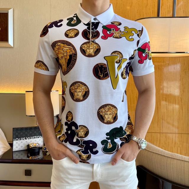 V Sizhe 2025 Spring/Summer Fashion Lapel Short-Sleeve Collection. Originally cr