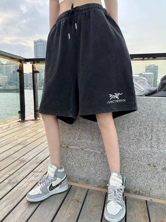 Style No. 981 - Premium Edition! Arc'teryx printed washed shorts (DDD). 100% au