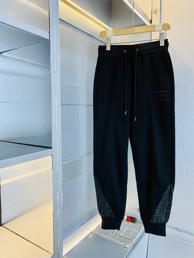 Original product from the official website, can wear up to 200 pounds. Fendi's