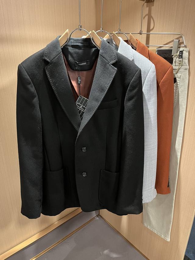 Tai Ermenegildo Zeg*A Autumn/Winter 2025 new men's casual blazer, available for