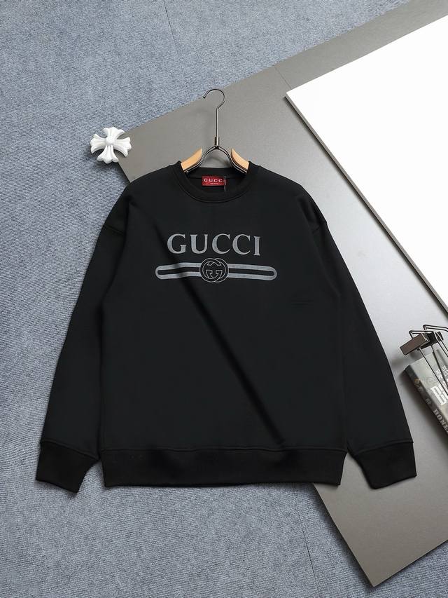 Bq Gucci's super classic solid color logo print craftsmanship. The logo is refin
