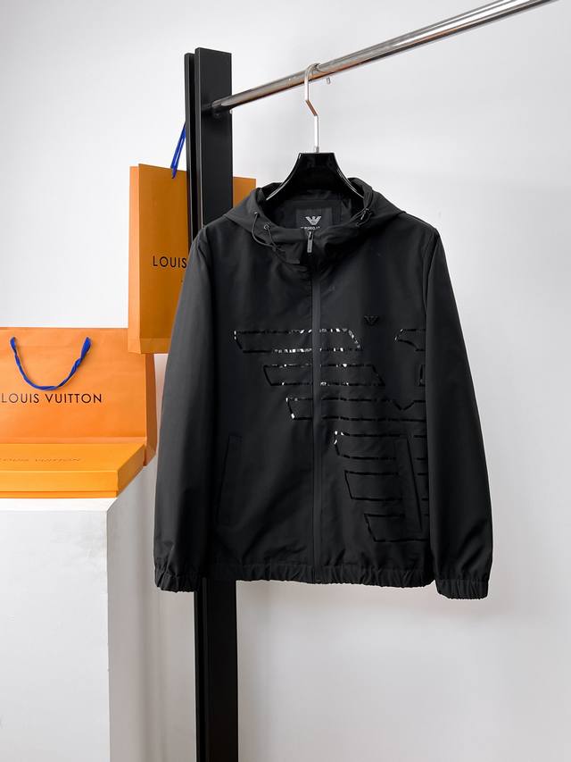 Same style as on the official Armani website, on sale simultaneously! 2025 Spri