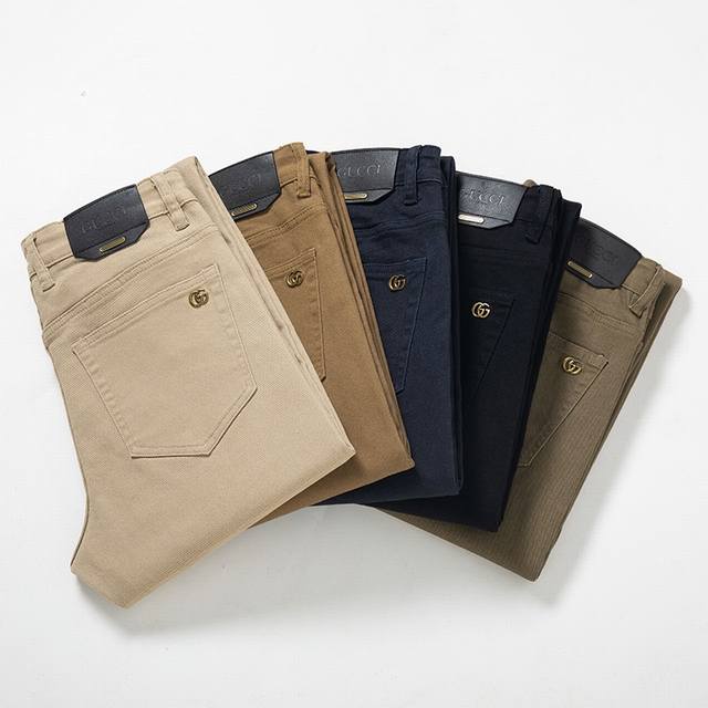 New Gucci men's casual business jeans for fall and winter. Loose straight-leg f