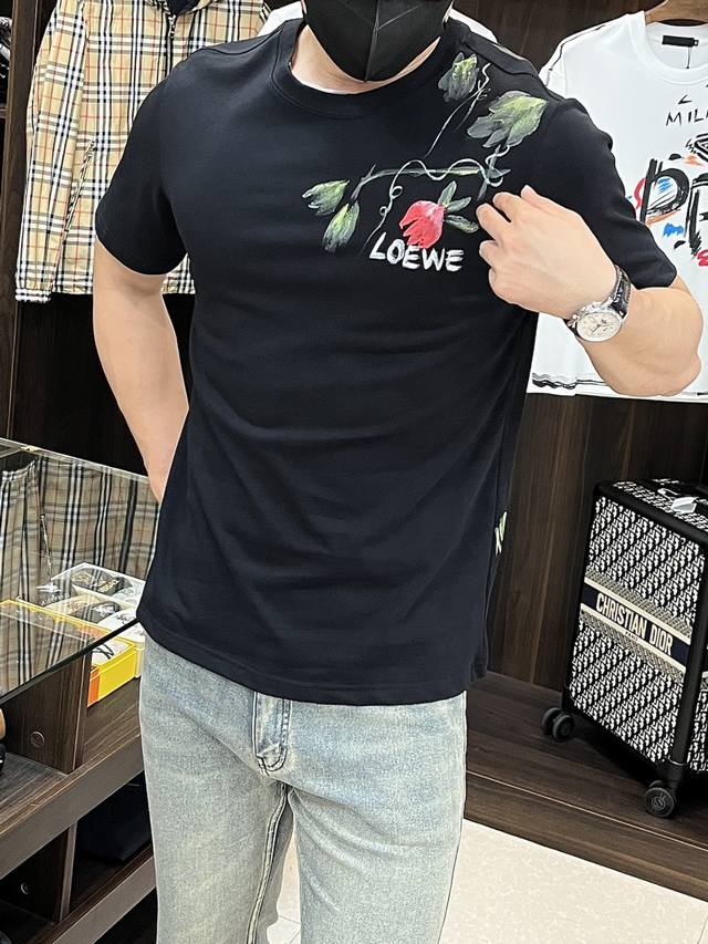 Featured: Exclusive Loewe spring release: a stylish, casual crew-neck short-sle
