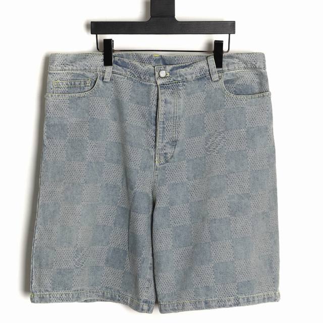 Louis Vuitton Lv 25Ss checkerboard denim shorts DDD. Exclusively made from Damie