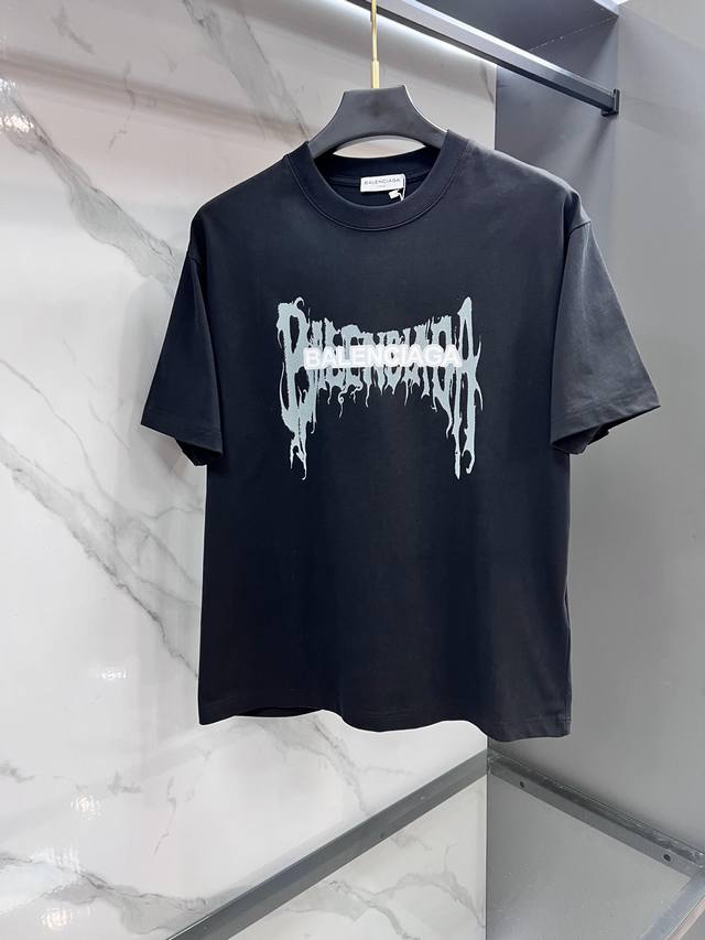 Balenciaga's new spring/summer 25Ss short-sleeved top, available in a custom-ma