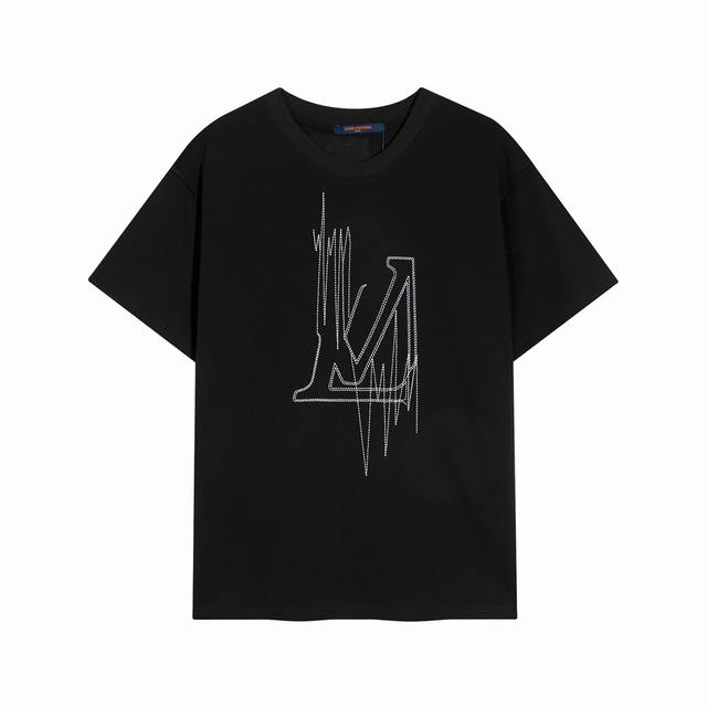High-quality, exclusive custom-made, crew-neck short-sleeved shirt with LV card
