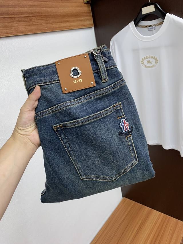 Monkou 25Ss new men's slim straight jeans for autumn and winter. These new jeans