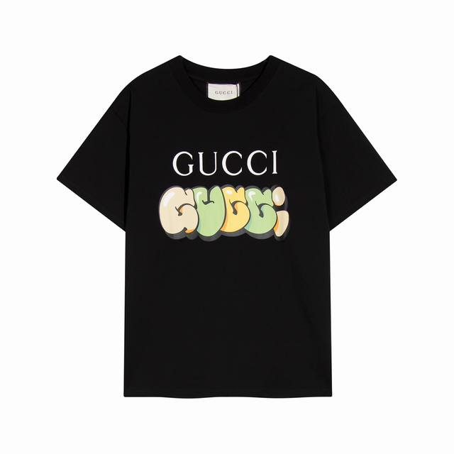 High-quality, custom-made, Gucci round-neck short-sleeve top with a fresh Apple