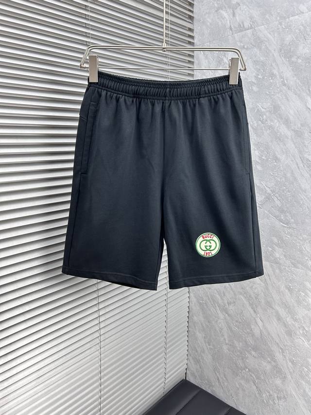 Gu's 2025Ss new summer casual shorts are full of design and are very suitable fo
