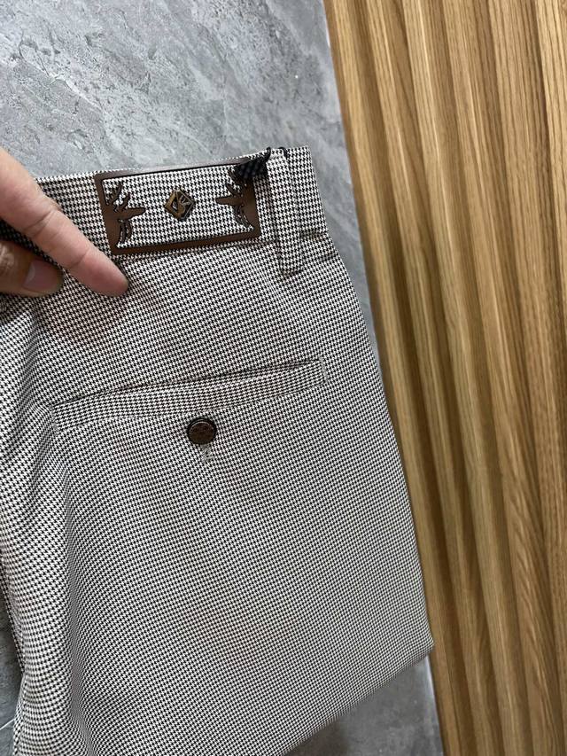 Dior 2025 Spring/Summer new arrivals, three complete standard trousers and casua