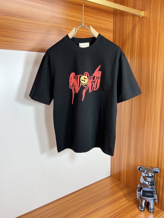 Gucci 2025 Spring/Summer new arrivals. Round-neck, pure cotton short-sleeved T-s
