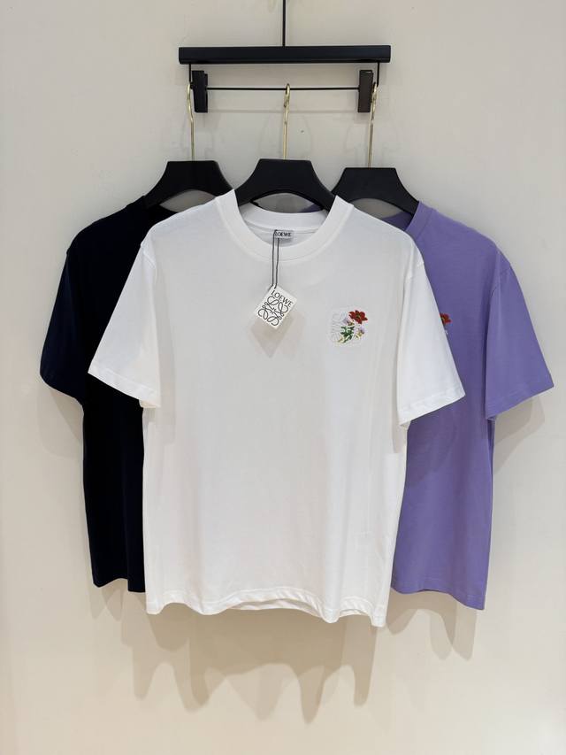 Loew's new summer 25S short-sleeve top! Wear it with a custom-made short-sleeved
