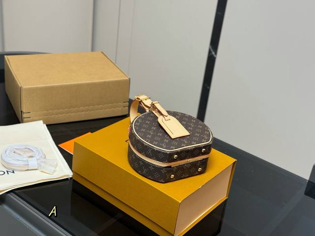 comes with a folding box airplane box Original version highest version Size: 16