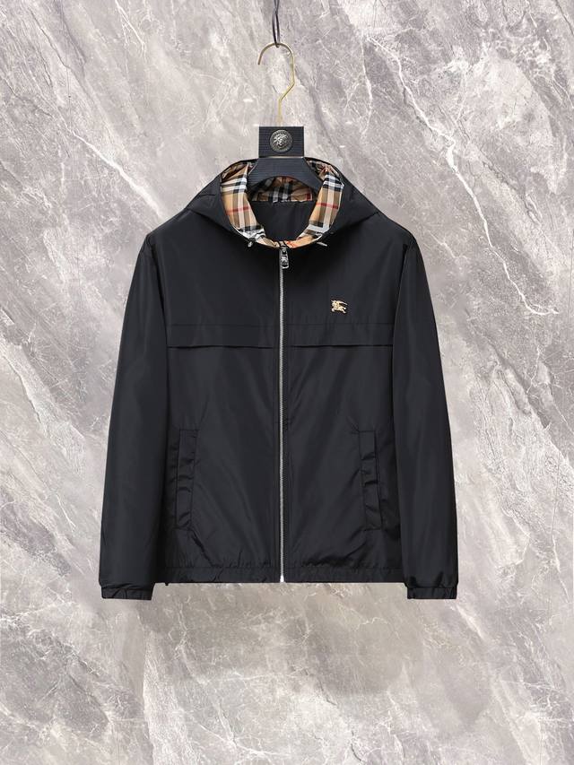 Burberry's three complete logos, the latest high-end custom jackets for spring