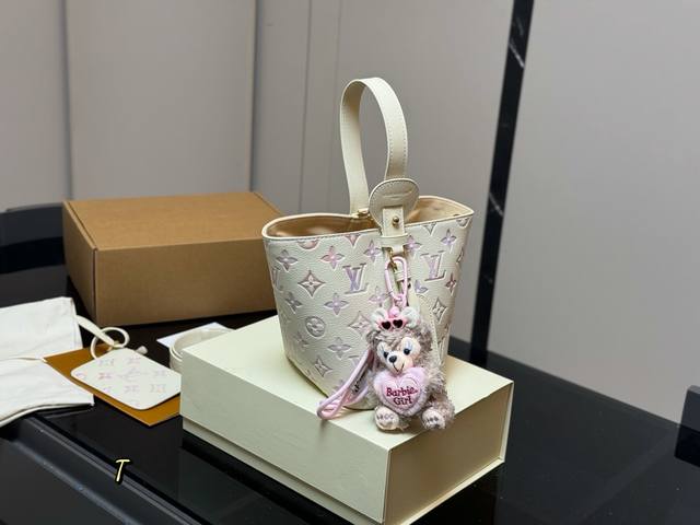 comes with a folding box and airplane box LV second-hand bag Another hot newcom