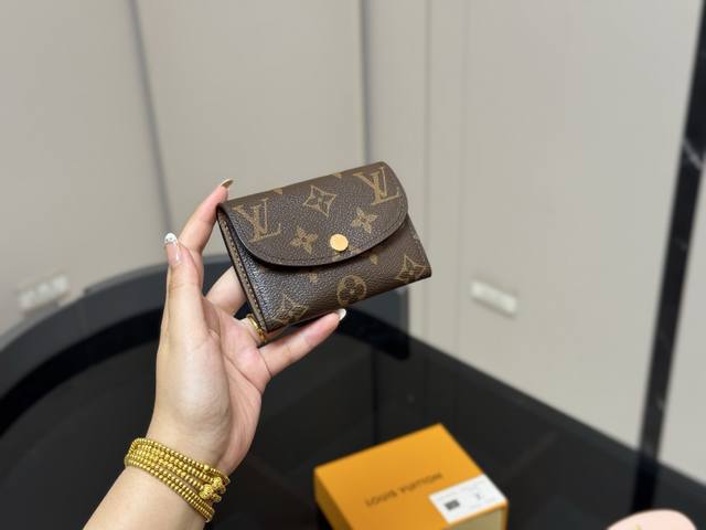 With boxSize: 11*8Cm Lv Doudou card holder!! Mini-sized bags are very popular, s