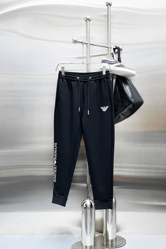 Armani's new 2025 Spring/Summer casual pants! Available now on the official web