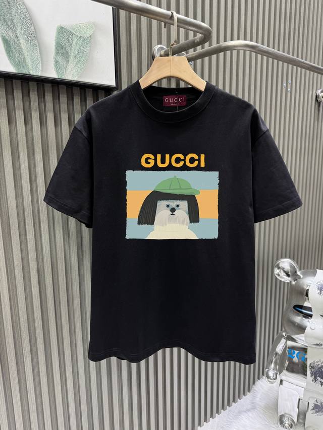 Guccl Gucci Guc fun cartoon series printed short-sleeves is made of 32 double ya