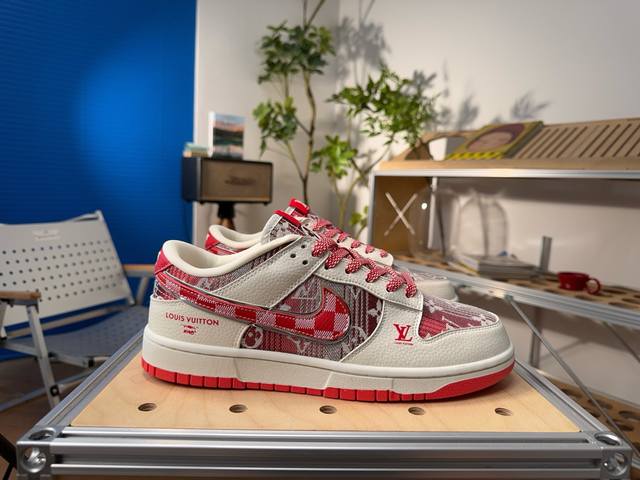 Customized sneakers Nike Dunk Low first layer Size: 36 36.5 37.5 38 38.5 39 40