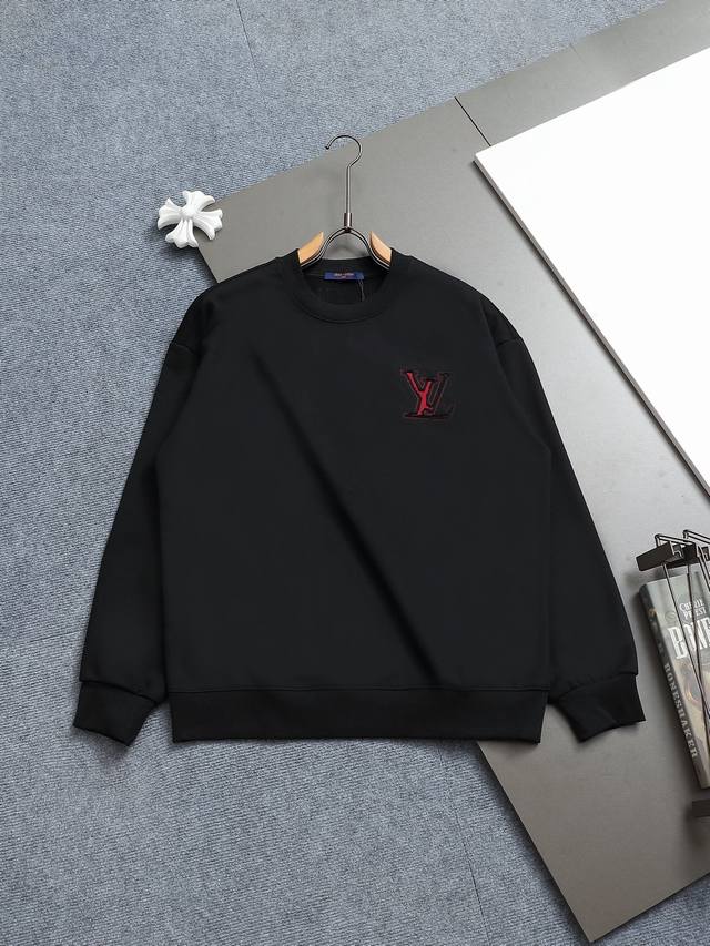Louis Vuitton hand-cut and burnished craftsmanship logo is refined and upgraded,