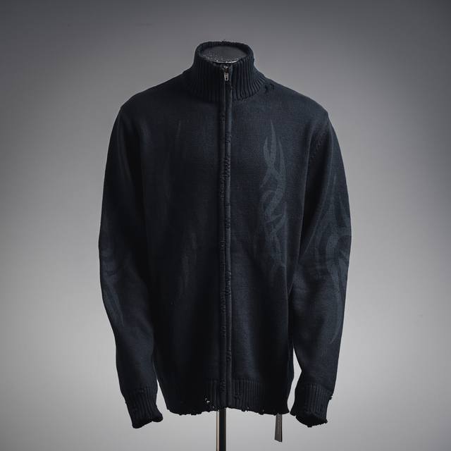 Balenciaga's new 25Ss flame totem zipper sweater DDD, originally purchased for 2