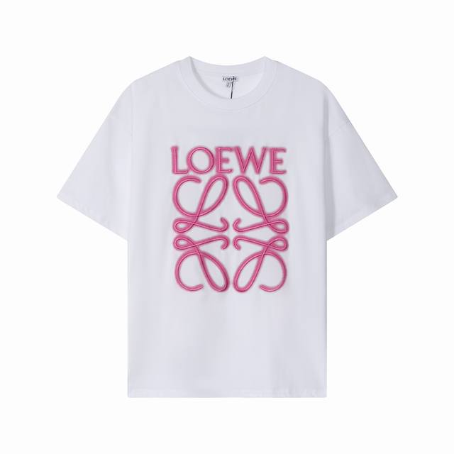 0210, a high-end custom-made, exclusive, top-quality version of this Loewe* logo