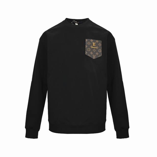 Louis Vuitton round-neck sweatshirt with monogram leather label, DDD. This fall/