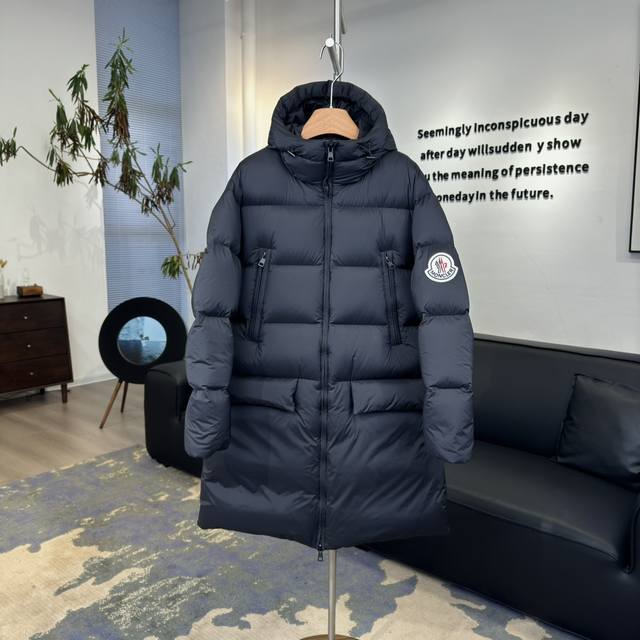 Top version Moncler