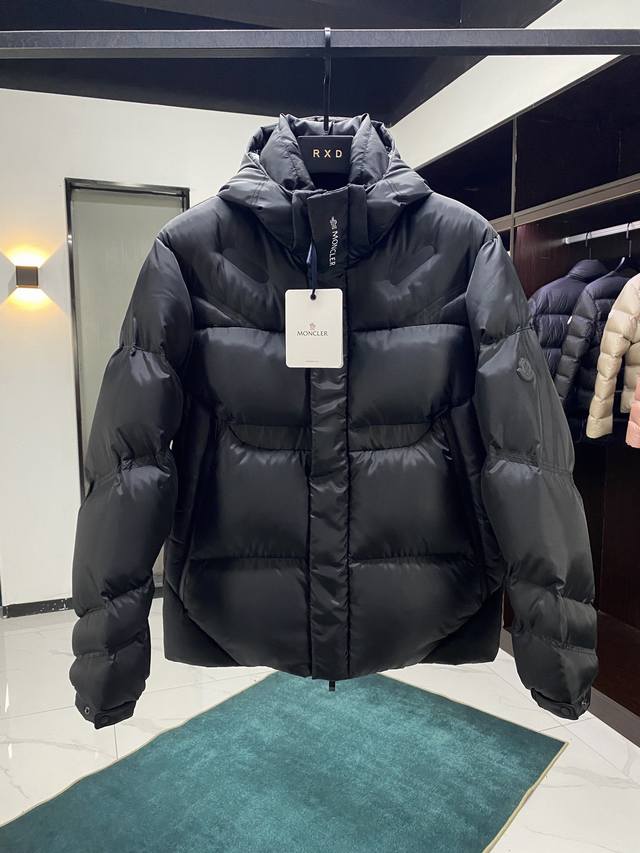 Black Label Ski Collection Mon* Jarama Men's Cropped Hooded Goose Down Jacket Th