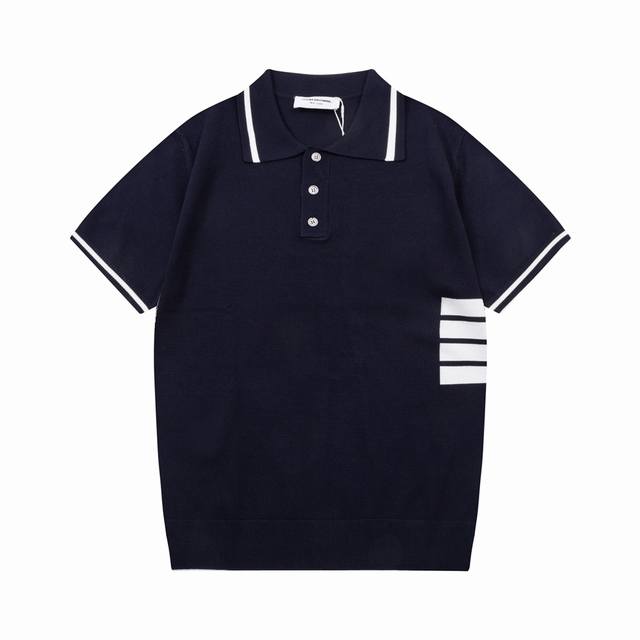 Thom Browne four-bar knit polo shirt DDD, an update inspired by 1980s retro DDD.