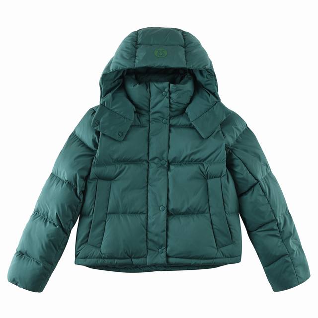 Swamp Green Lululemon Wunder Puff four-panel down jacket, exclusive color for th