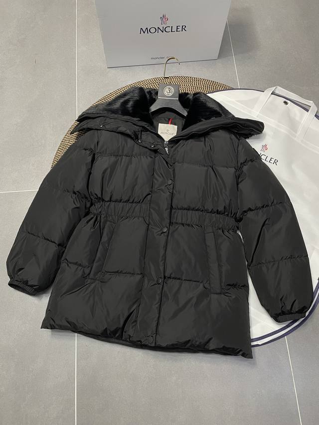 24Ss Moncle *New fall/winter style fur patchwork large lapel jacket waisted down