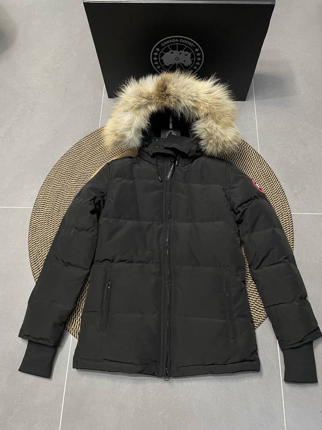 Black Canada Gooes 04 Women's Model. Arctic and Antarctic expeditions, among oth