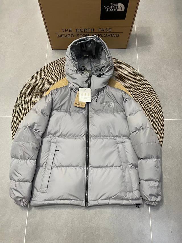 The North Face 22F-Ws Nuptse Hoodie Windproof Hooded Down Jacket This jacket has