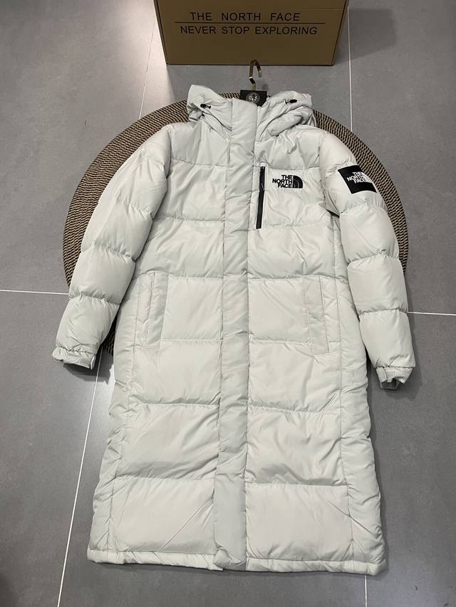 The North Face Korea's flagship Never Stop Exploring long-lasting down jacket, D