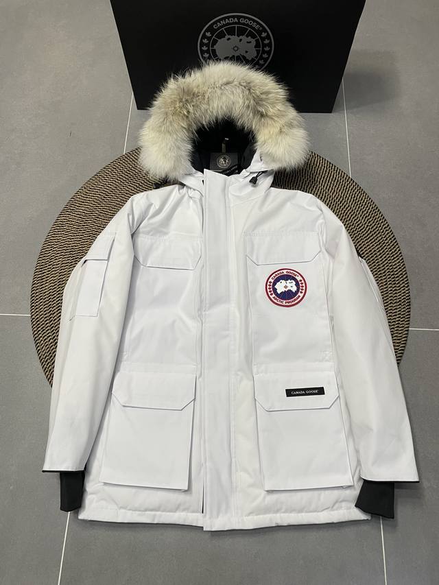 Top-of-the-line, pure white, no returns or exchanges. Canada Gooes 24 new styles