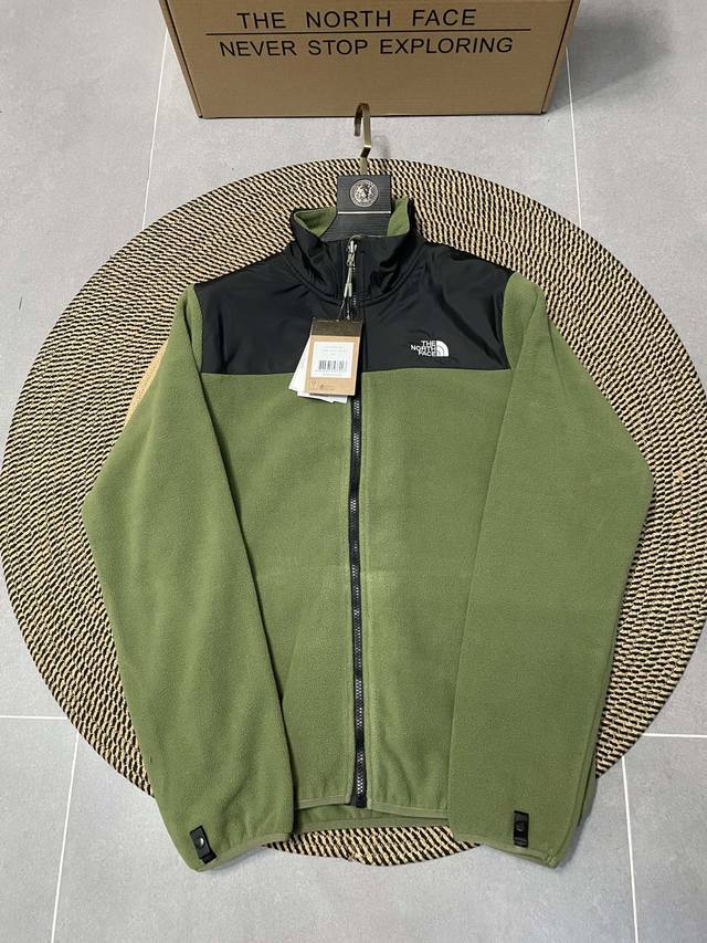 Matcha Green The North Face Spliced Fleece Jacket, a new outdoor sports polar fl